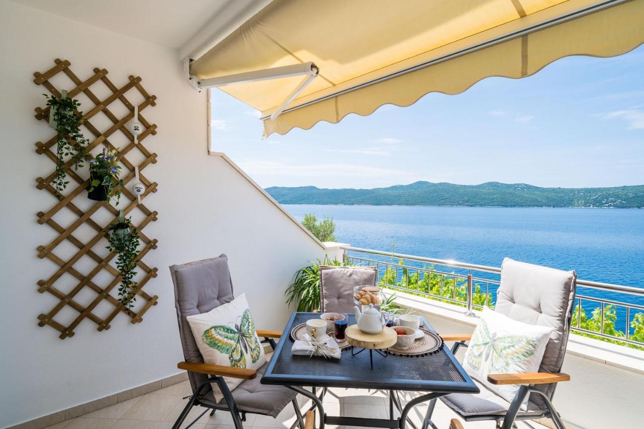 Apartments Ratac Lobrovic With Private Beach And Beautiful Sunset 슬라노 외부 사진