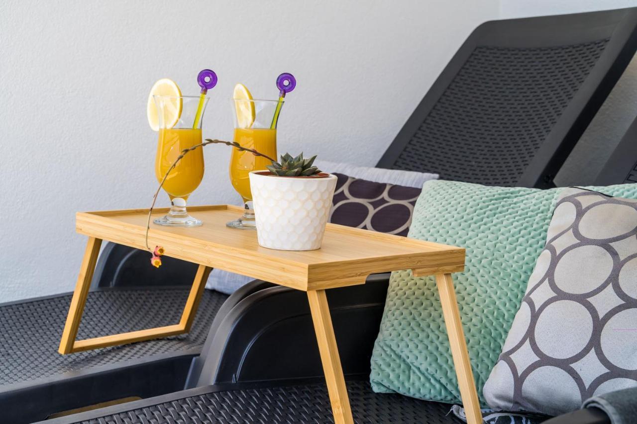 Apartments Ratac Lobrovic With Private Beach And Beautiful Sunset 슬라노 외부 사진