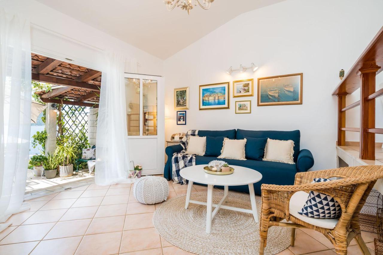 Apartments Ratac Lobrovic With Private Beach And Beautiful Sunset 슬라노 외부 사진