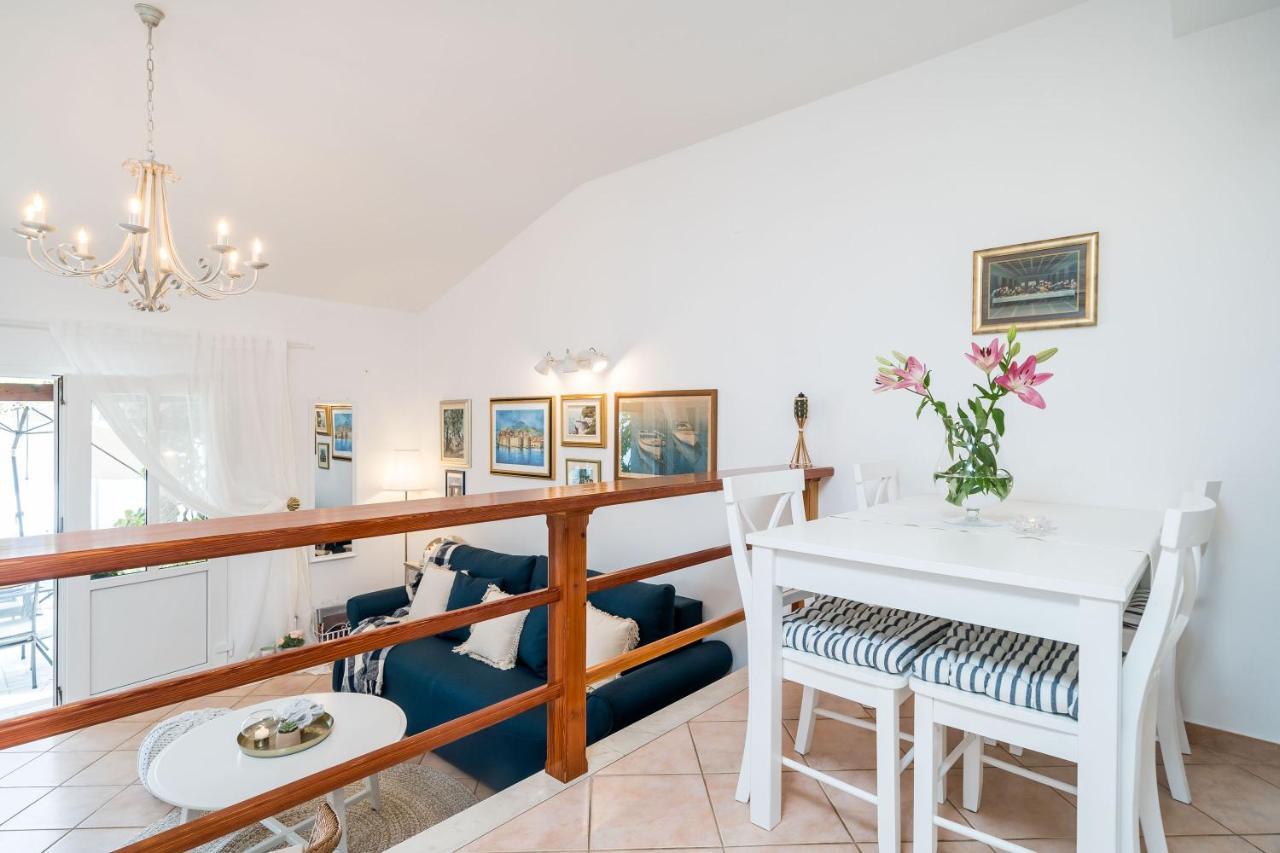 Apartments Ratac Lobrovic With Private Beach And Beautiful Sunset 슬라노 외부 사진
