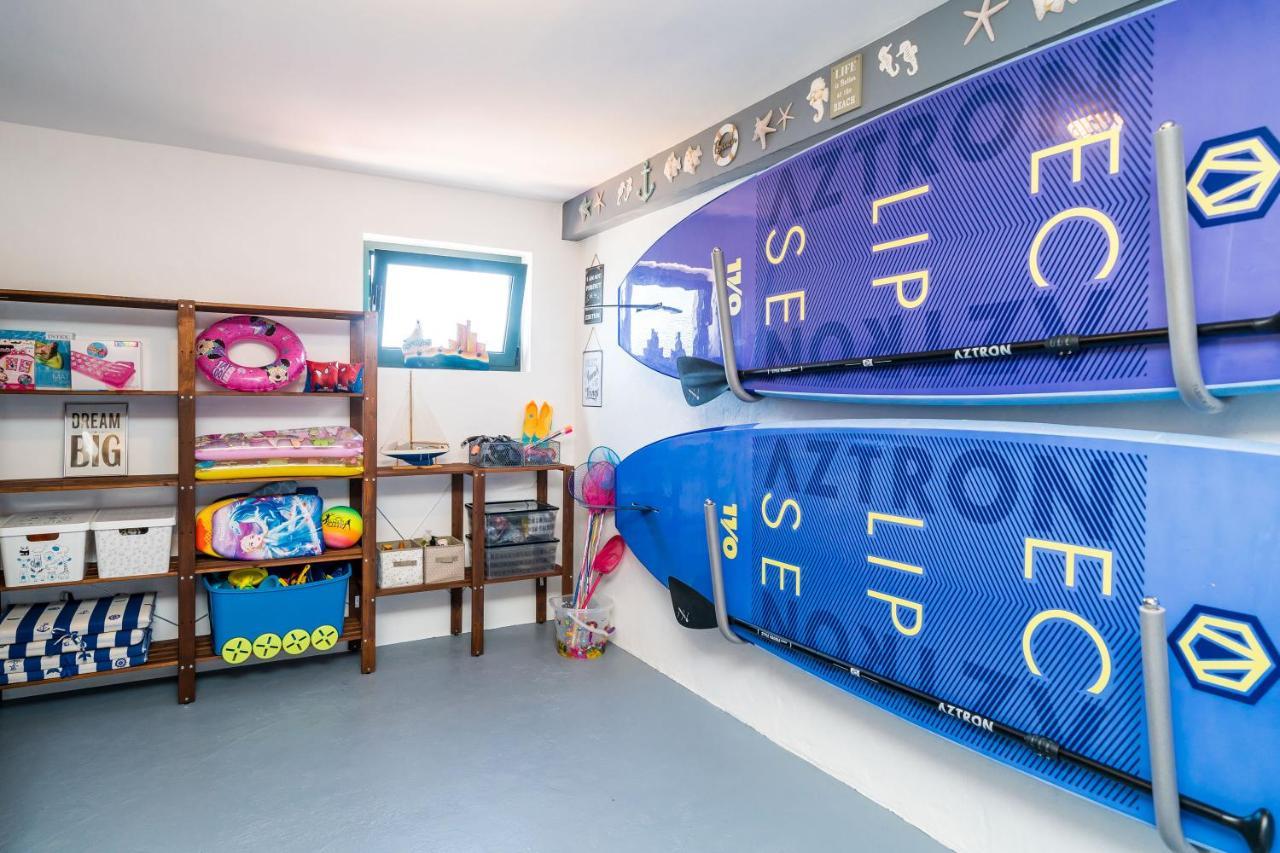 Apartments Ratac Lobrovic With Private Beach And Beautiful Sunset 슬라노 외부 사진