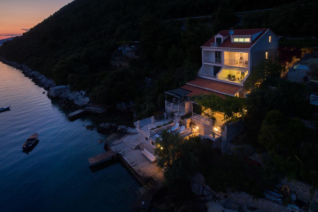 Apartments Ratac Lobrovic With Private Beach And Beautiful Sunset 슬라노 외부 사진